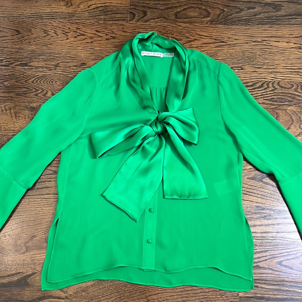 Alice + Olivia Meredith Blouse Size X-Small